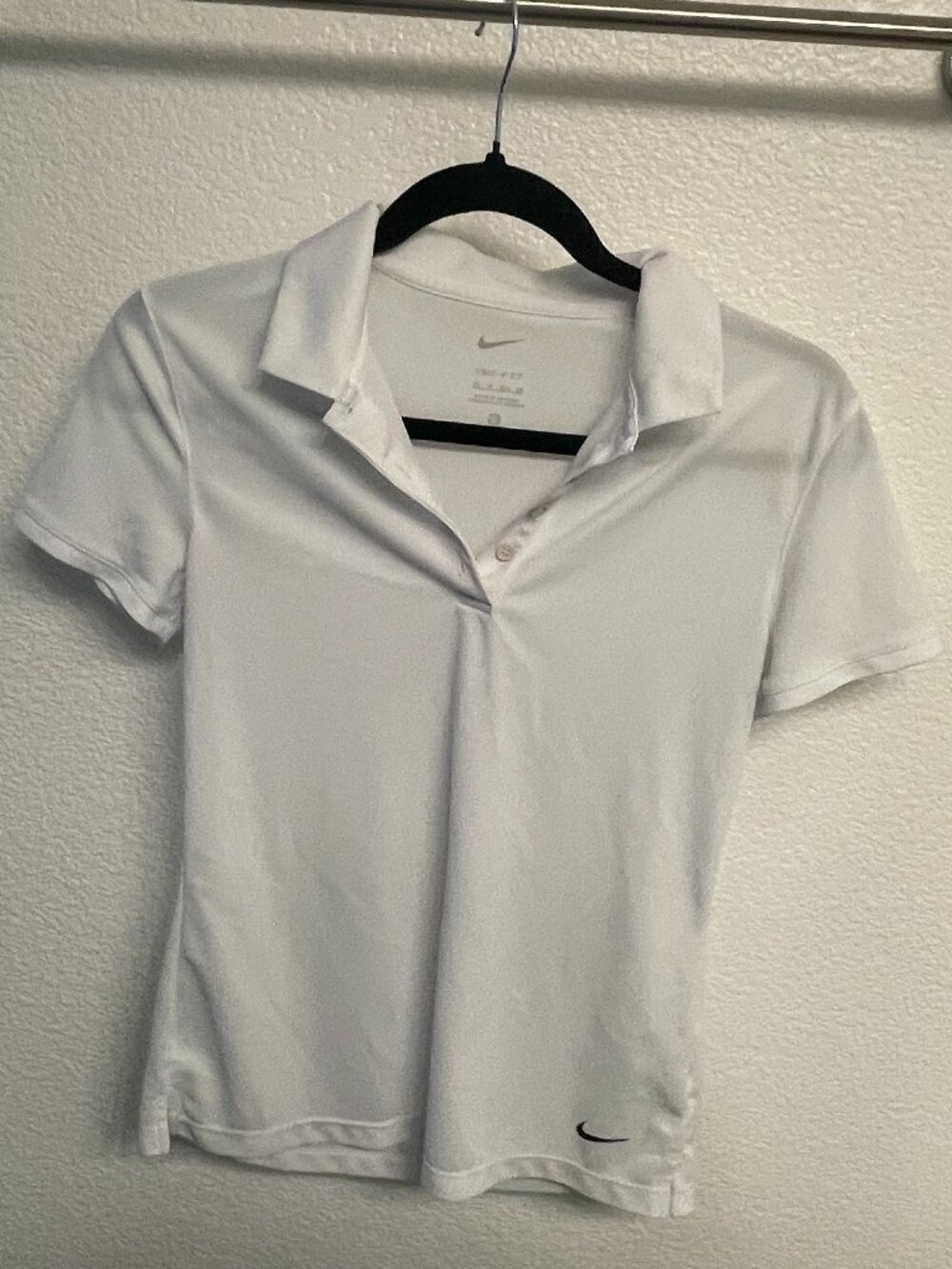 Nike Dri-Fit Tshirt - white - size XS